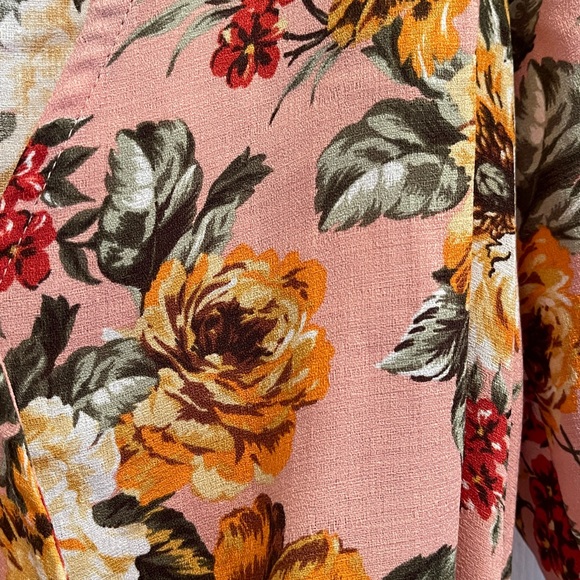 Xhilaration Floral-Print Elbow-Sleeve V-Neck Wrap Top Size XS - Picture 6 of 7